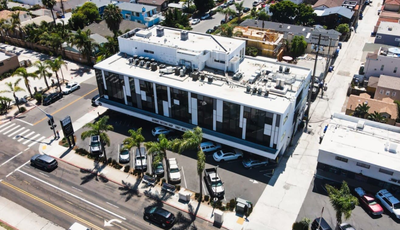 Valley Farm Market - La Jolla storefront